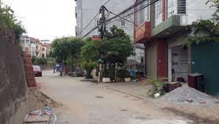 Bán nhà mặt đường An Dương VươngTrong Đê, dt 466m2, mặt tiền 14m, giá 54,9tỷ